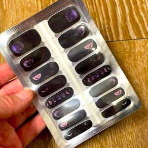 NWT Nails at Play moon nail wraps